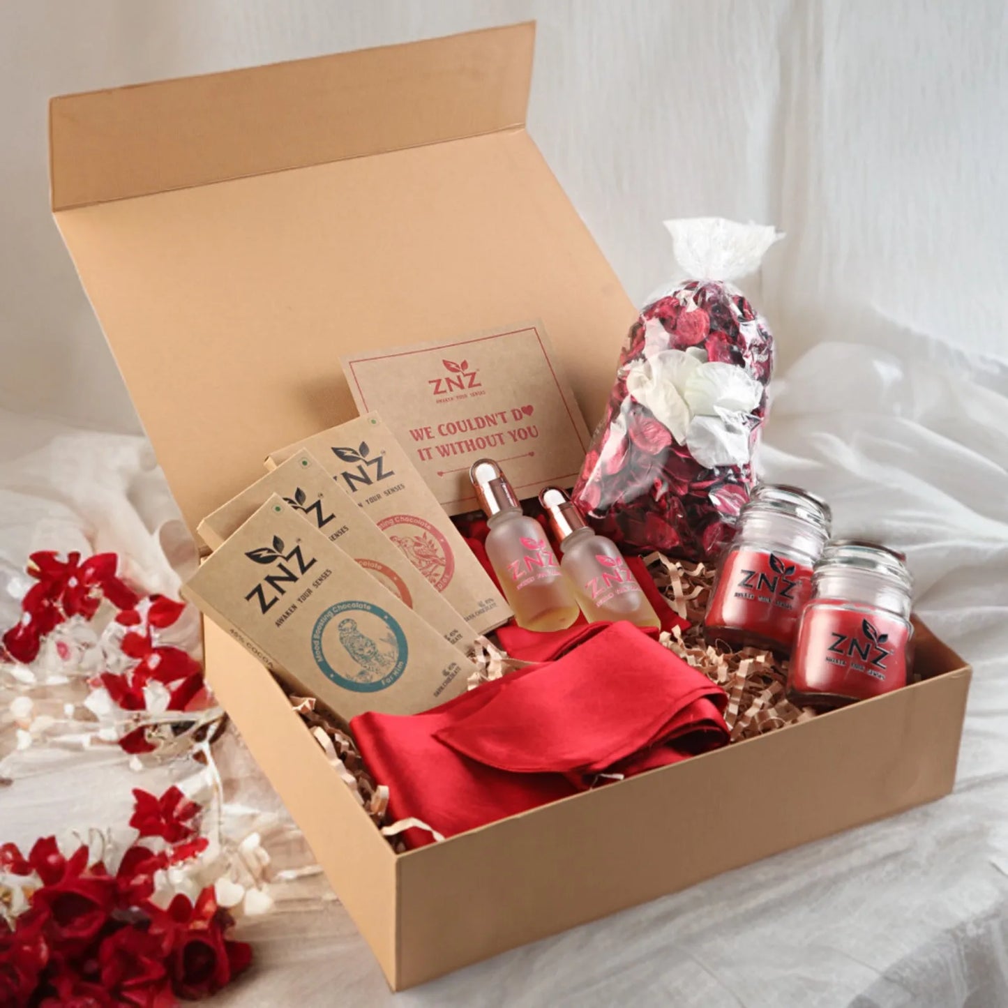 ZNZ MOOD UPLIFTING CHOCOLATE GIFT HAMPER FOR COUPLES